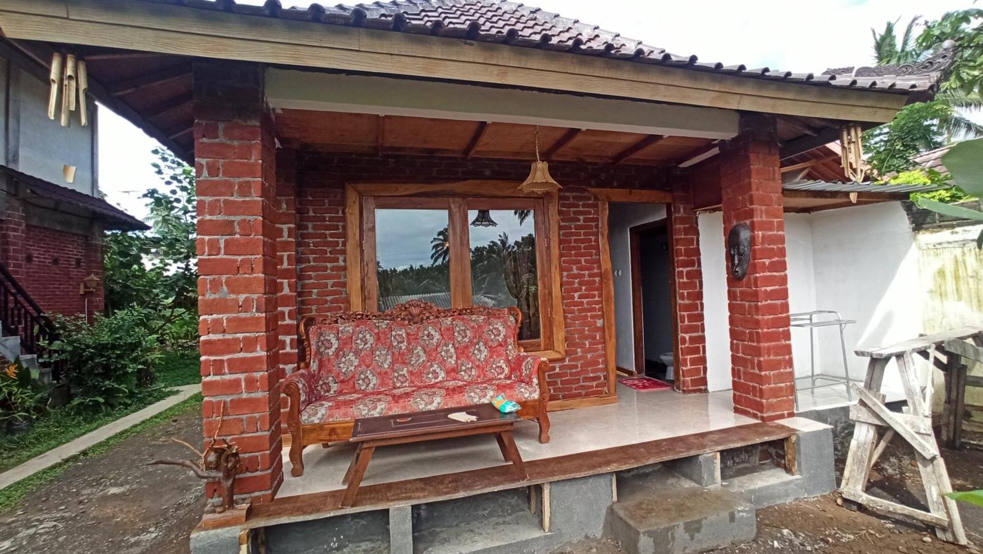 Bunga Maliq Bungalow Lombok Tetebatu Rum bild
